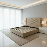 Letto Matrimoniale 160x200 in Velluto Beige Trapuntato con Borchie e Piedi Oro - Levante